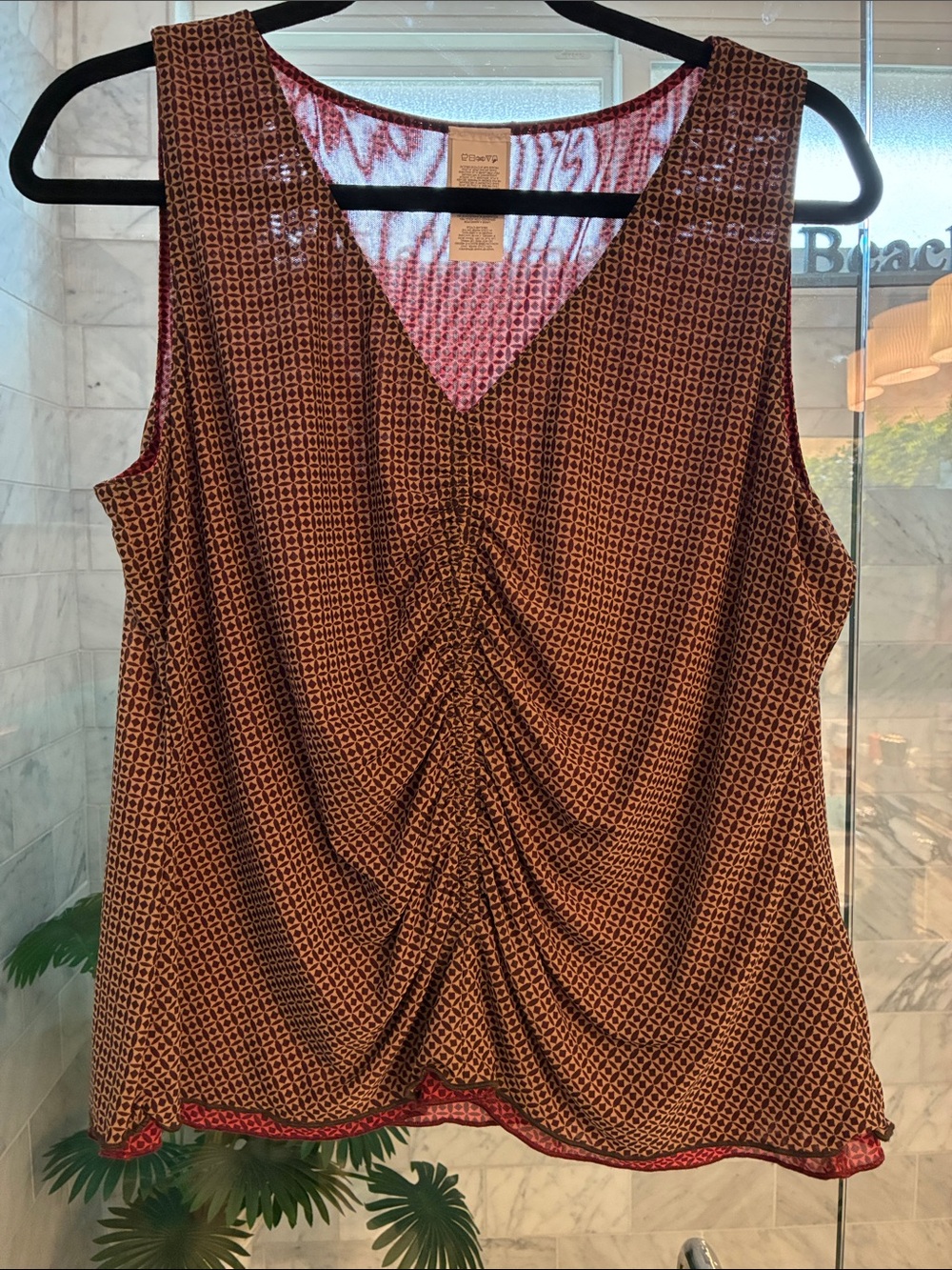 Cabi L NWOT Ruched V-Neck Sleeveless Blouse